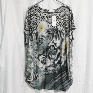 COPY - Aronia Gray, White & Black Embellished Animal Print Short Sleeve Tunic T…